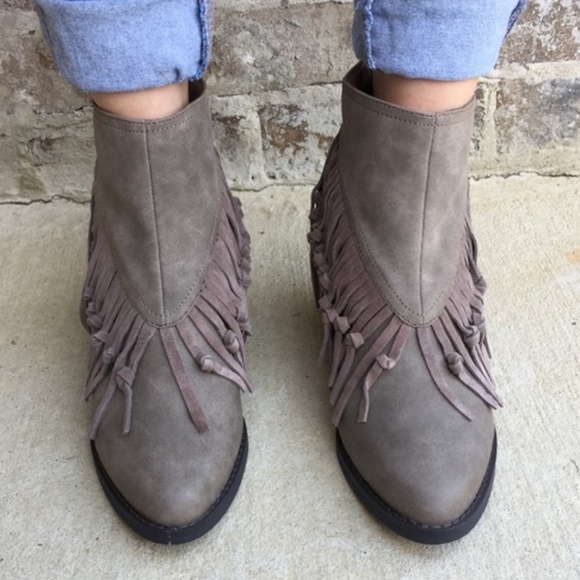 Charcoal Fringe Knotted Distressed Ankle Boots - Picture 2 of 5